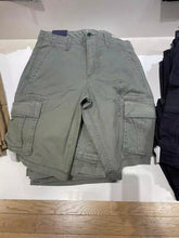 GAP Men's Classic Cargo Shorts / Casual Pants (Gray Green / Olive)