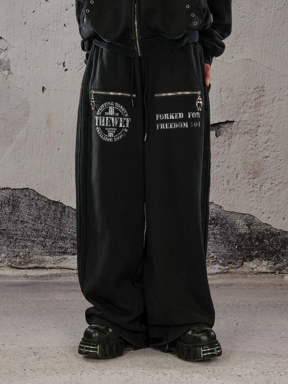 THEWET 2025 Autumn/Winter 500g American Street Heavy duty Thickened Warm Washed Outdated Printed Loose Pants