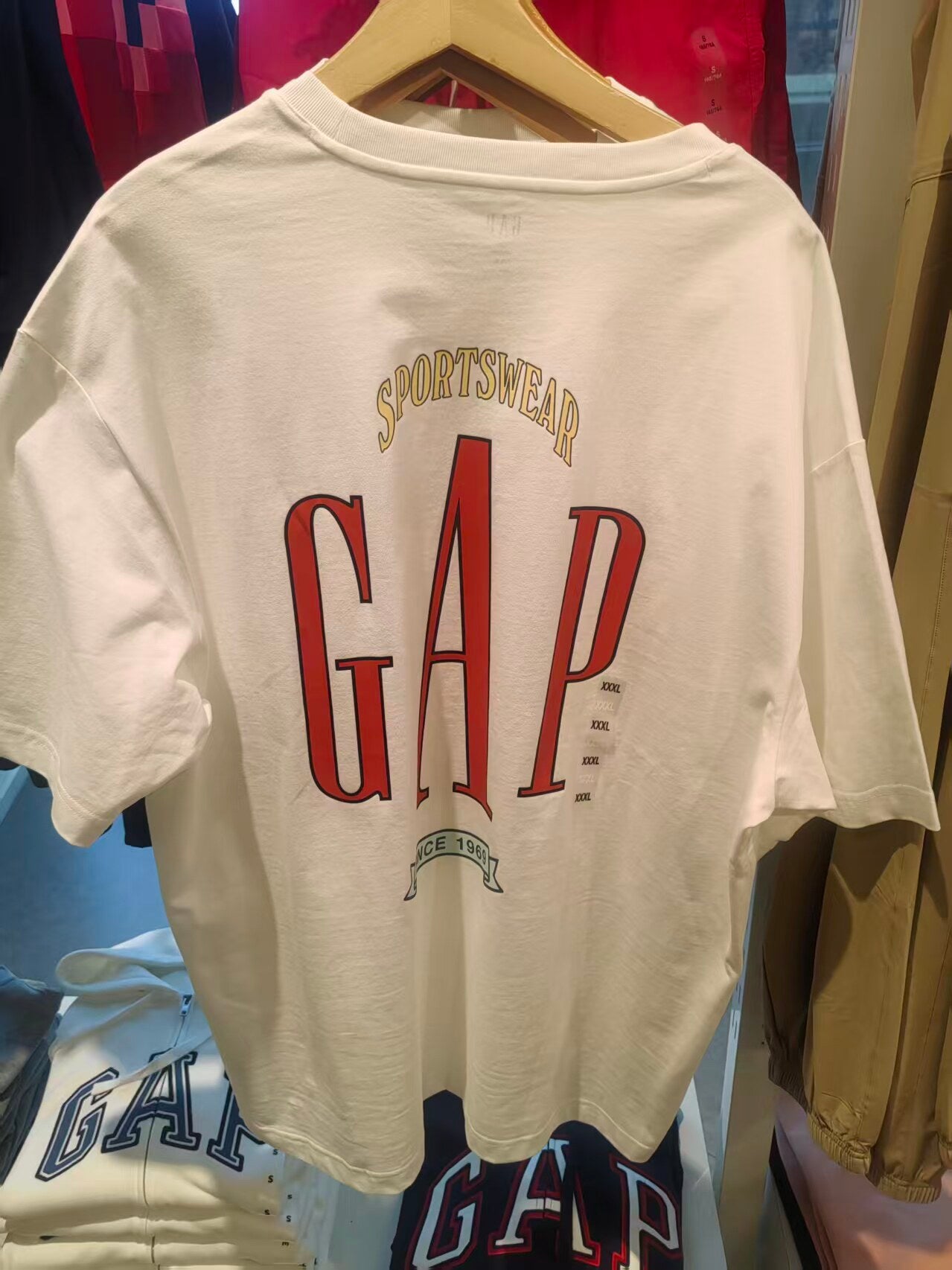Gap Unisex Logo Print Loose Fit T-Shirt, White**
