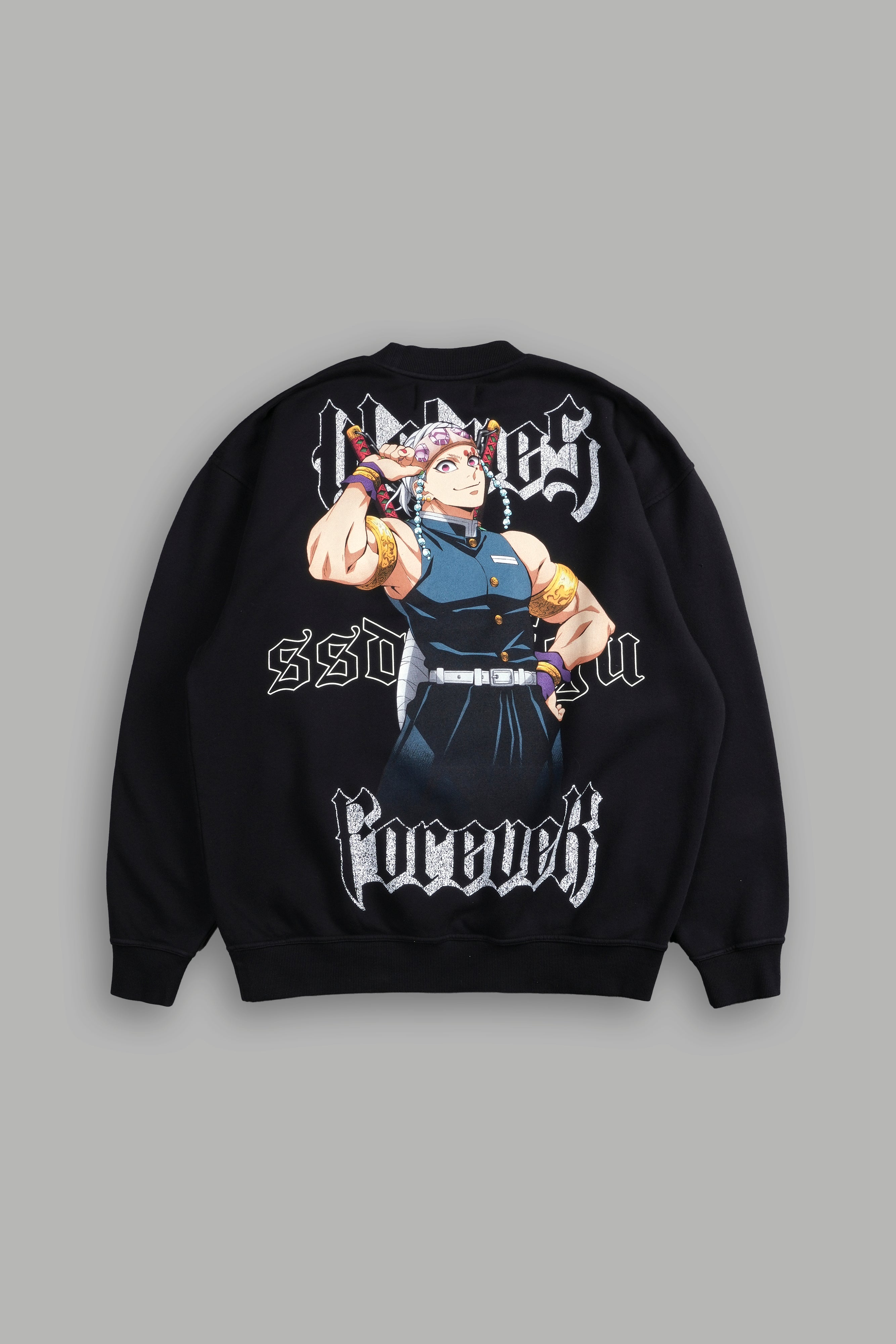 Breath Of Wolves London Crewneck in Black