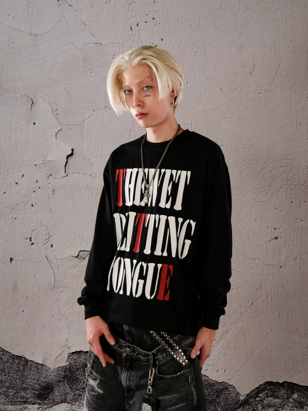 THEWET 2025 Autumn/Winter American Street Split Tongue Letter LOGO Printed Cotton Round Neck Base Long Sleeve Tee