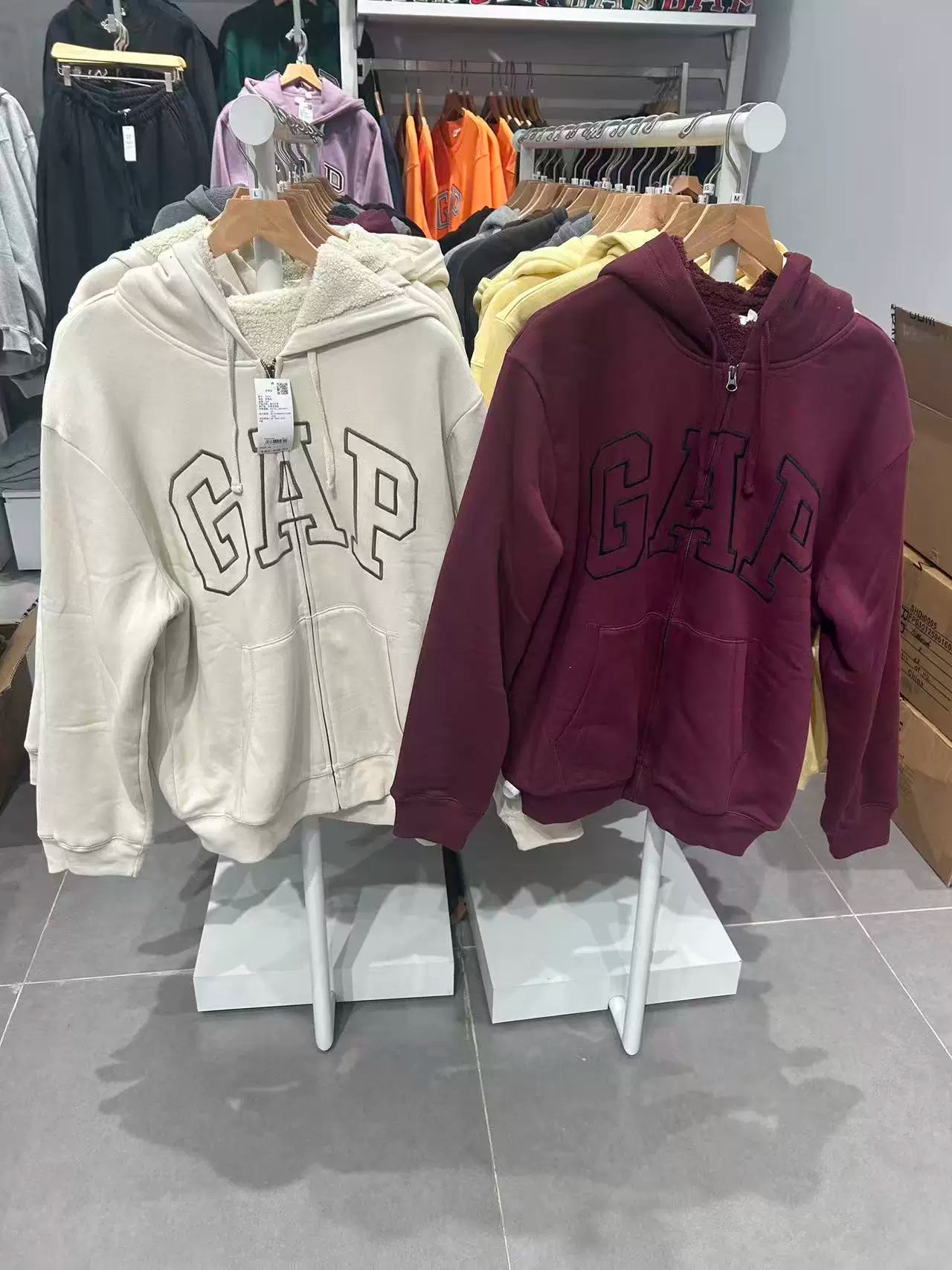 Gap Men's and Women's 2025 Autumn New Logo Imitation Lamb Fleece Hoodie Sweatshirt US Version 789781