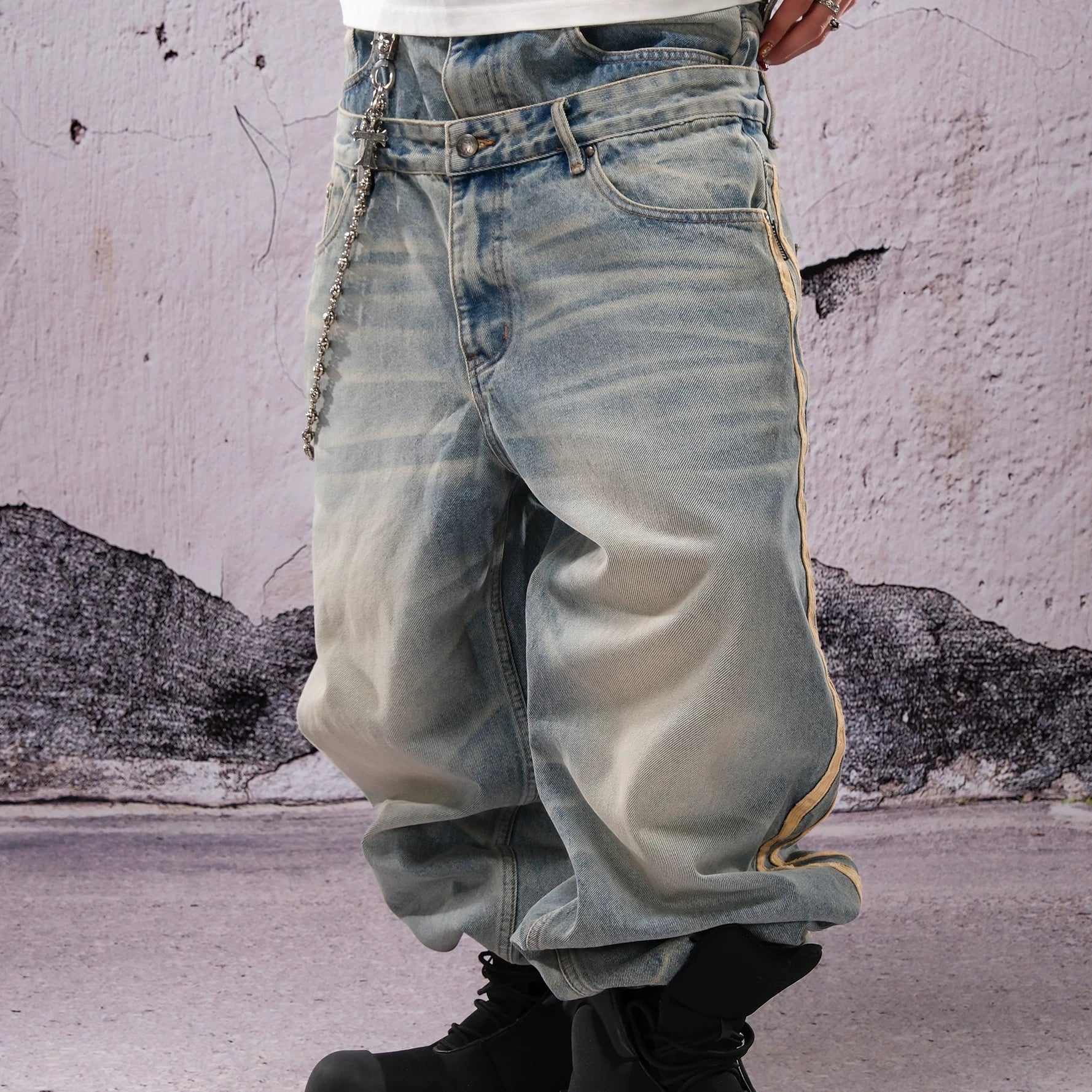 THEWET SPLITTING TONGUE 2025AW Washed and Used Honeycomb Cat Beard Double Waist Cowboy Pants