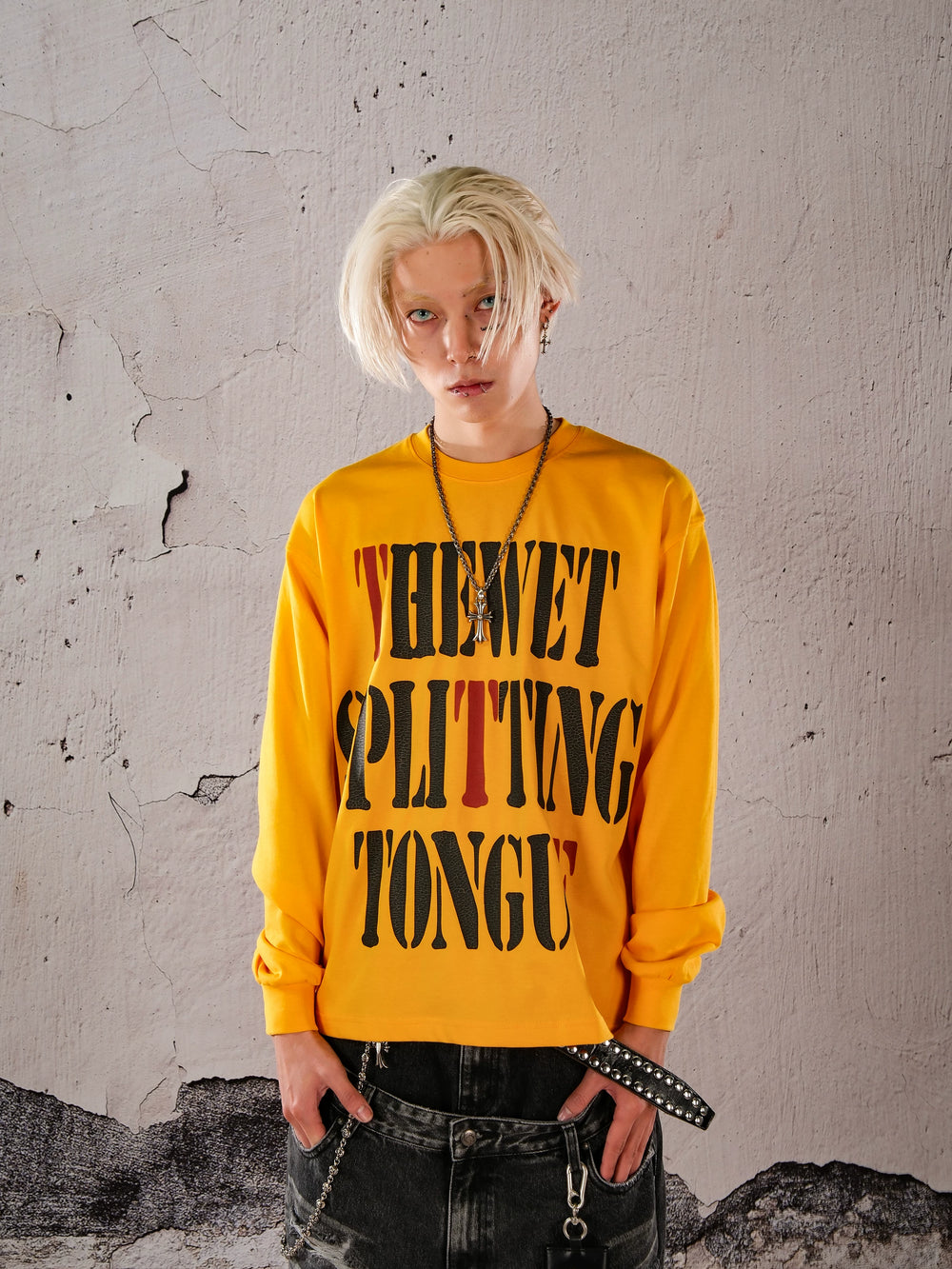THEWET 2025 Autumn/Winter American Street Split Tongue Letter LOGO Printed Cotton Round Neck Base Long Sleeve Tee