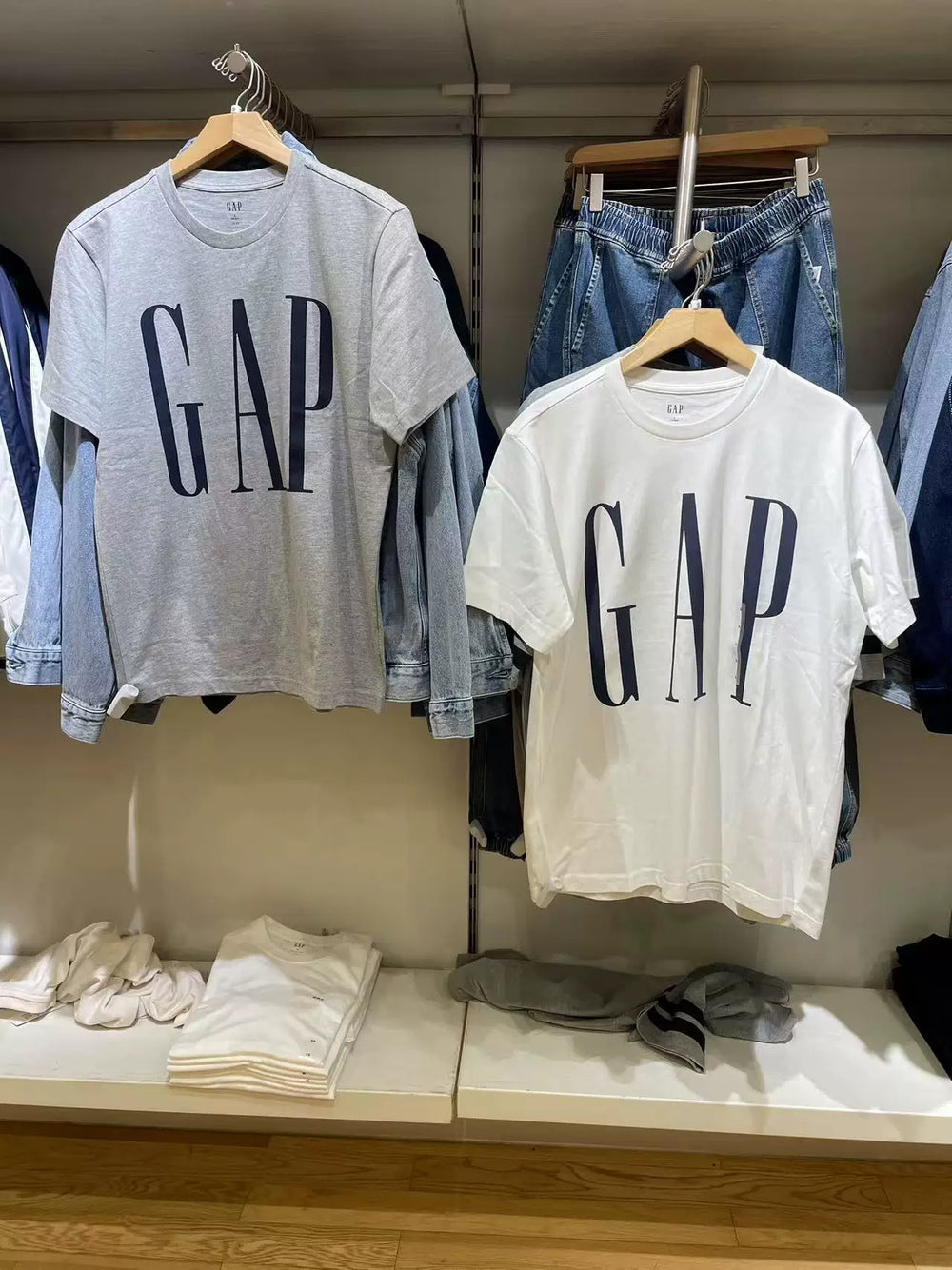 Gap Men's and Women's 2025 New Cotton Classic Logo Round Neck Couple T-shirt 725624 New 854739