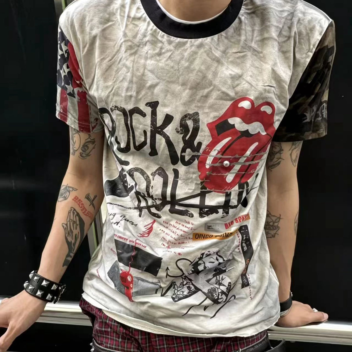 ROLLINGMONEY Vintage Camo Graphic Tee