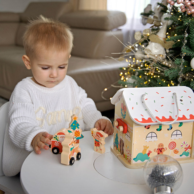 Montessori Xmas Dollhouse